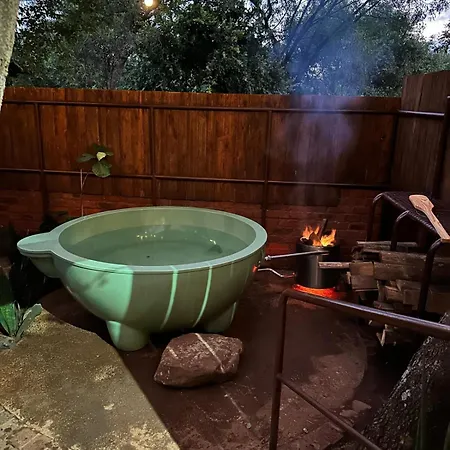 Wild Fig Cottage With Tickle Tub In Hartbeespoort Pelindaba Exterior photo