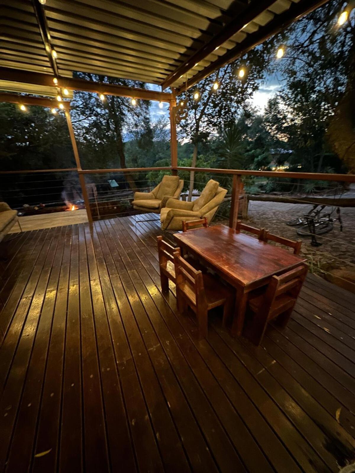 Wild Fig With Tickle Tub In Hartbeespoort